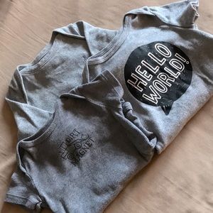 Bundle of 3 onesies